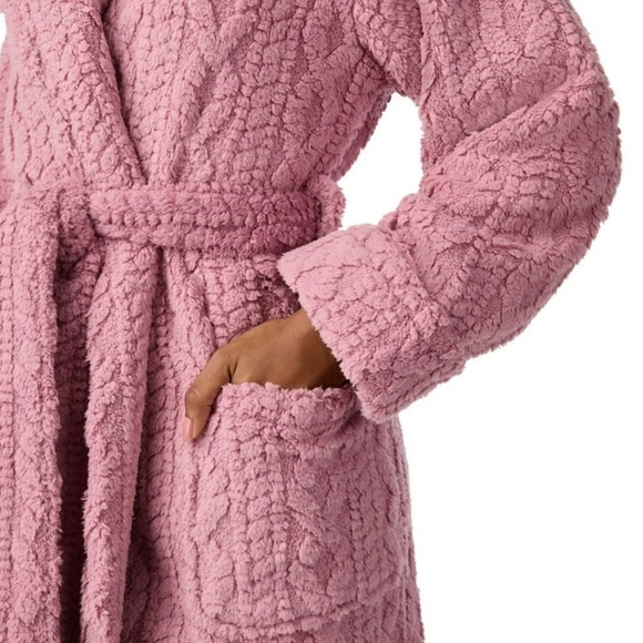 Room Service Robe size large - Picture 4 of 9